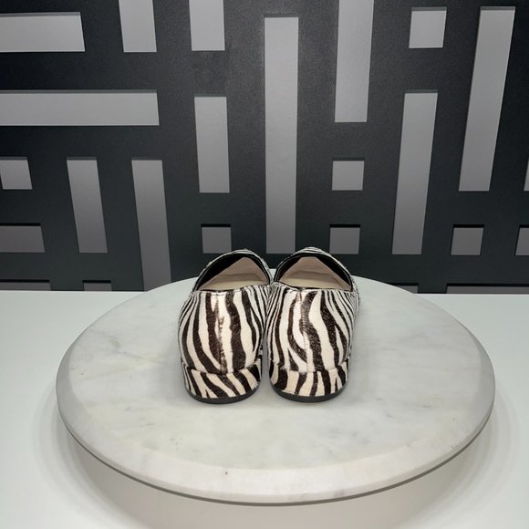 Kenneth Cole Camelia Flats - Picture 4 of 8